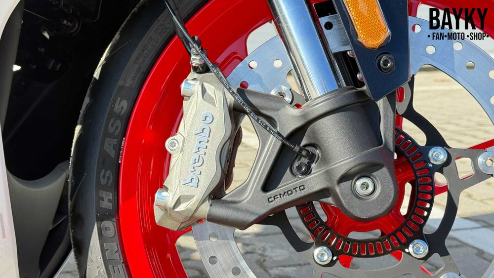 Мотоцикл CFMOTO 450SR