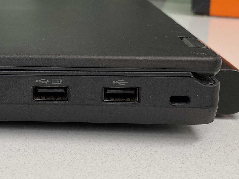 Lenovo T440P -14" -i7 -16GB RAM -c/ SSD