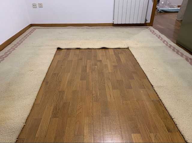 Carpete / tapete em "U"