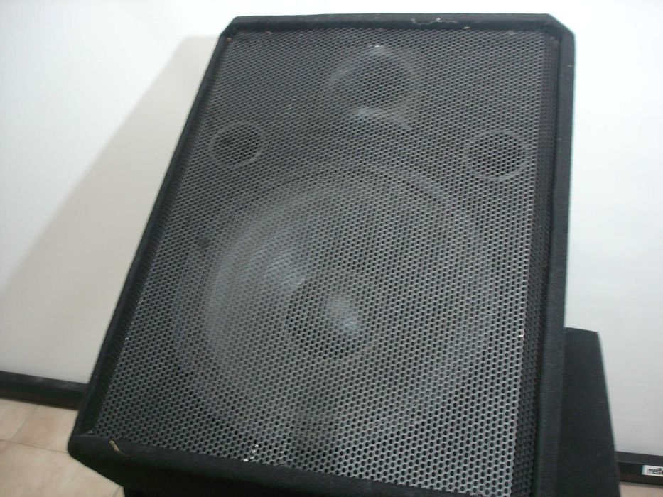 Colunas Monitor de Palco FAME M-115