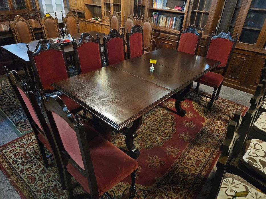Mesa de sala em madeira - extensível - Só a mesa as cadei