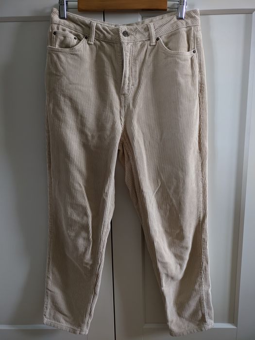 Beżowe sztruksowe spodnie 40/L mom jeans Topshop