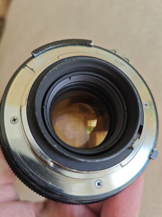Tokina 70-210 f3.5 Nikon