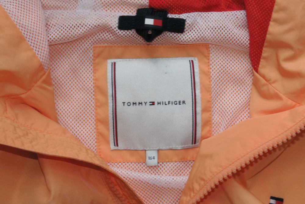 Tommy Hilfiger cienka kurtka nowe kolekcje 2021 S