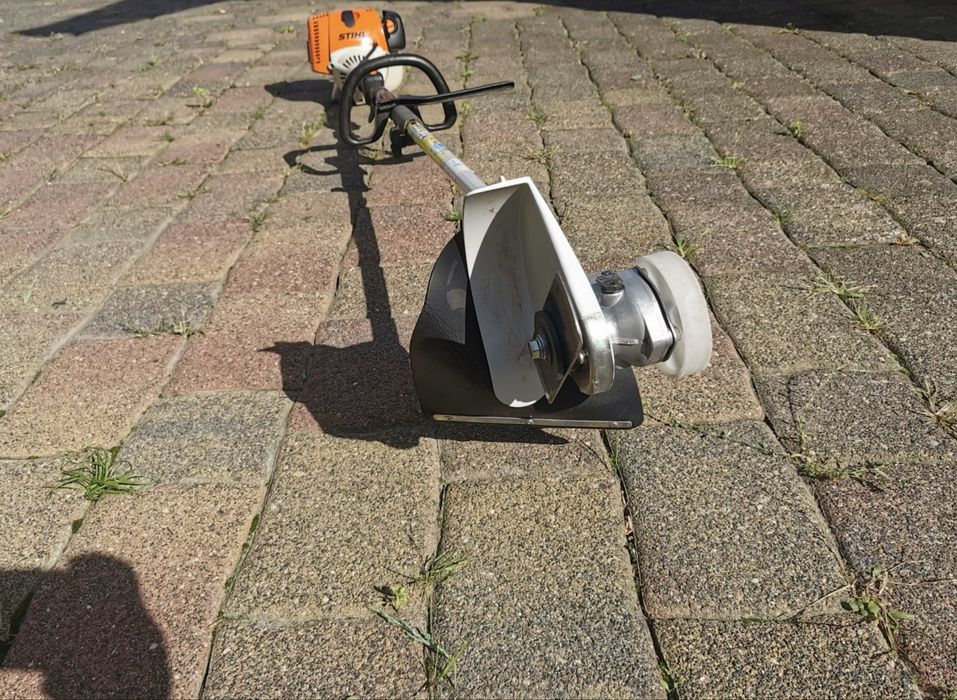 Krawedziarka ogrodowa Stihl