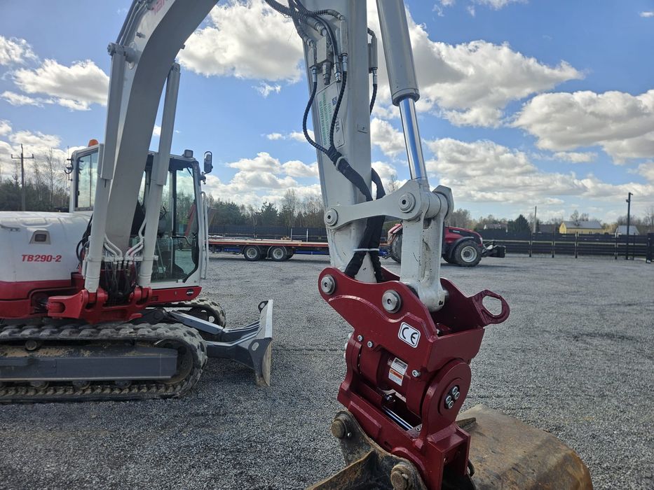 Szybkozłącze uchylna Powertiltt JCB 3CX do koparki od 5,5t,-9t