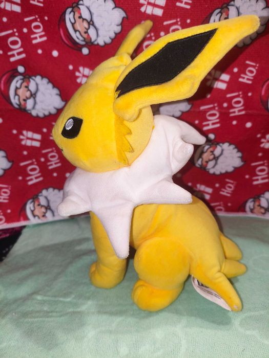 М'яка іграшка Pokemon Jolteon Jazwares 21 см жовтий плюшевий