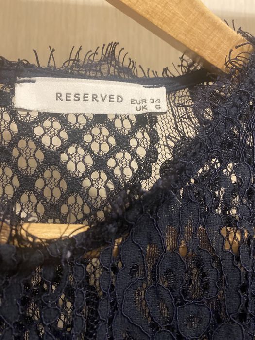 Granatowa koronkowa sukienka Reserved roz. 34