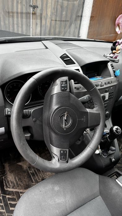 Opel Zafira 1.8 benzyna -Lpg