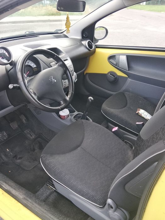 Peugeot 107 klima 2009rok
