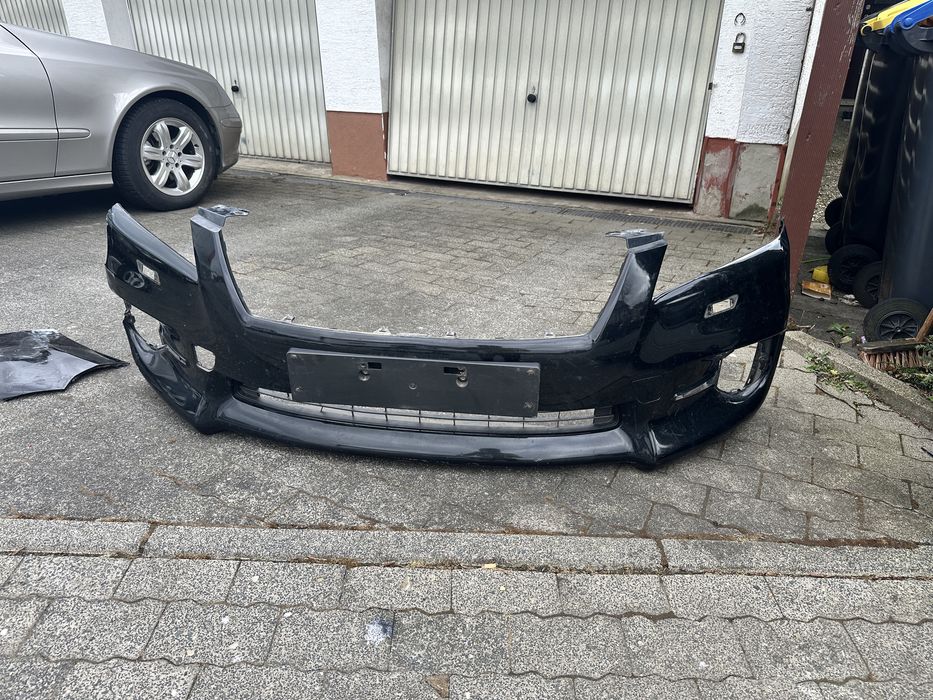 Toyota RAV4 3 покоління 2011 рік передній бампер(І НЕ ТІЛЬКИ)