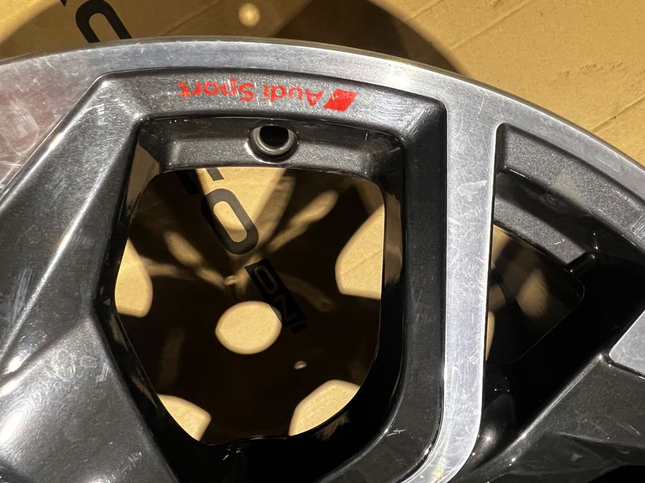 Felga Audi e-tron 10,5x21 Audi sport 4KE