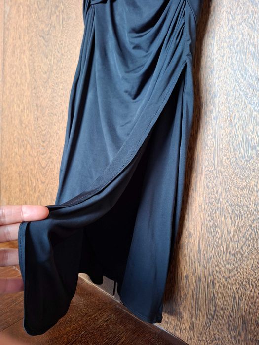 Vestido cocktail preto sensual e elegante da Morgan