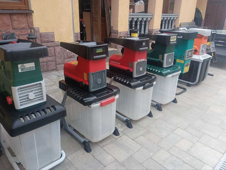 Садові подрібнювачі гілок (Шредери)