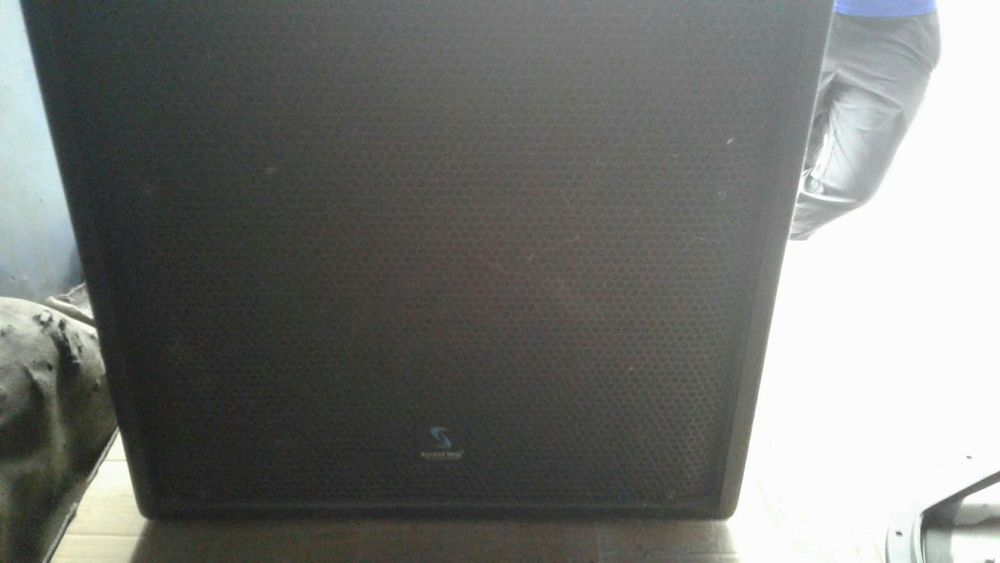 Акустические колонки и саубуферы