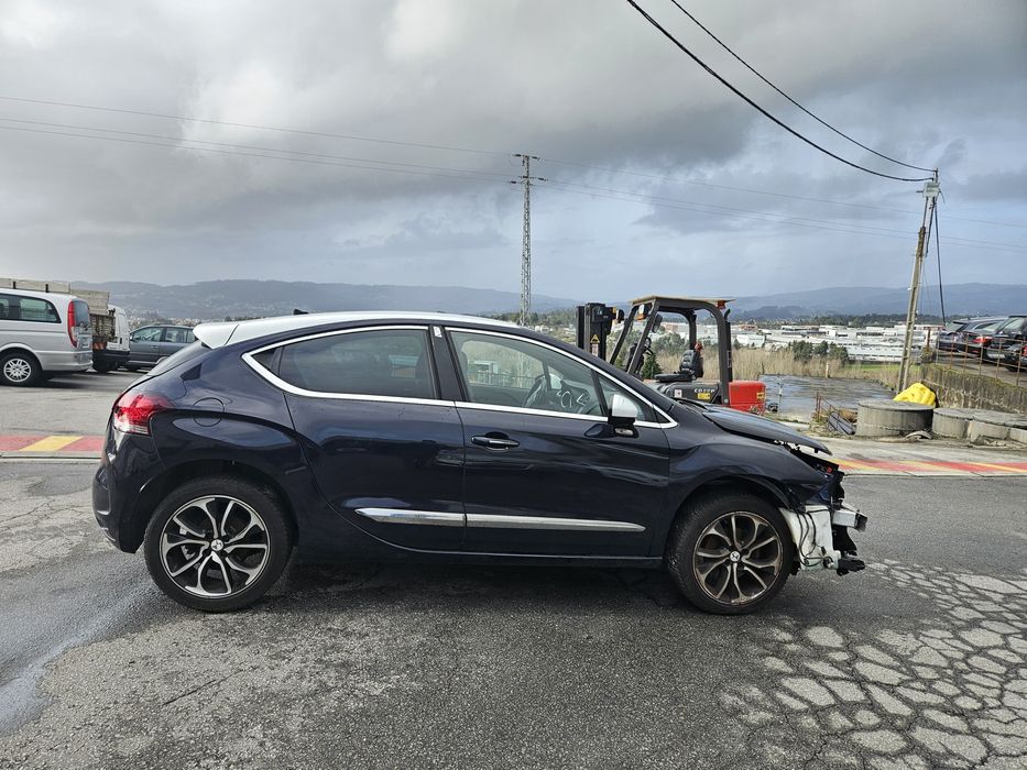 Citroën DS4 1.2 THP 130CV de 2016 para peças