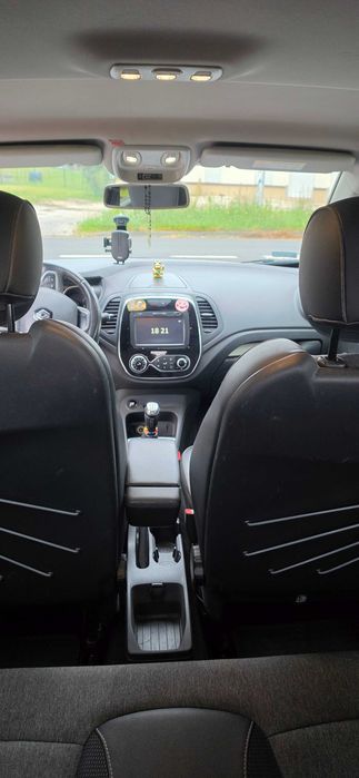 Sprzedam auto RENAUT CAPTUR