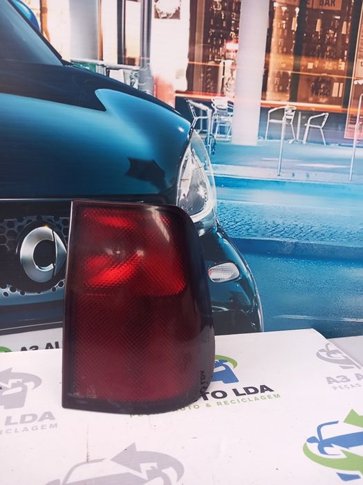 Farolim direito Nissan Terrano Ford Maverick