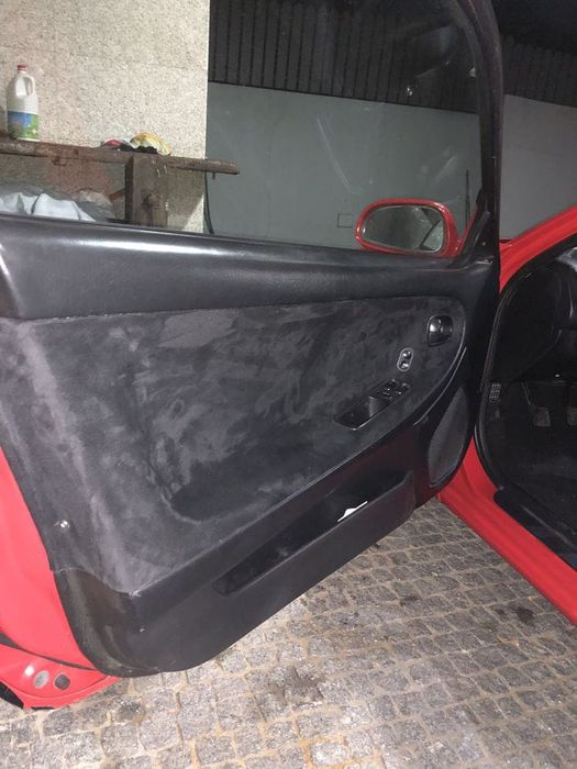 Mazda MX3 1.6cc 16V Vermelho