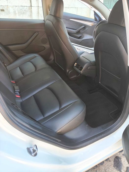 Tesla Model 3 Long Range
