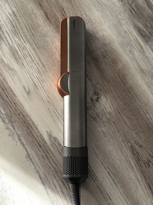 Вирівнювач волосся Dyson Airstrait