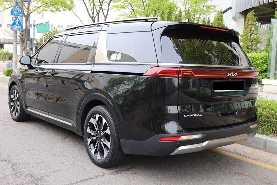 2023 Kia Carnival з ПДВ