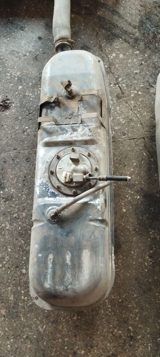 Бак УАЗ патриот, левый и правый