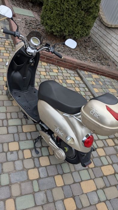 Продам электро скутер chic 800w