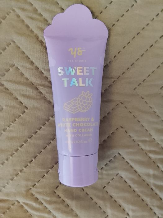 Sweet talk, espuma de banho, hair and body mist e creme para mãos.