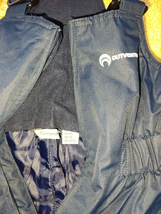 Зимовий костюм на хлопчика 6-7 років.