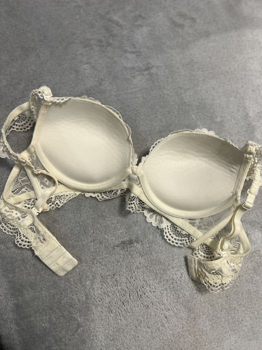 Бюстгалтер з пуш-ап V-elizabella 75С