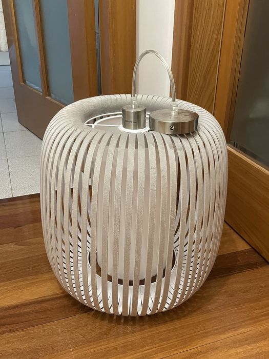 Candeeiro de tecto cinza