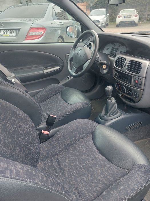 Renault Megane Coupe 1,6 2001r
