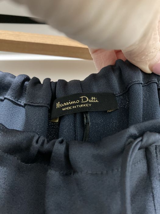 Massimo  Dutti нова синя спідниця нова розмір 34-36
