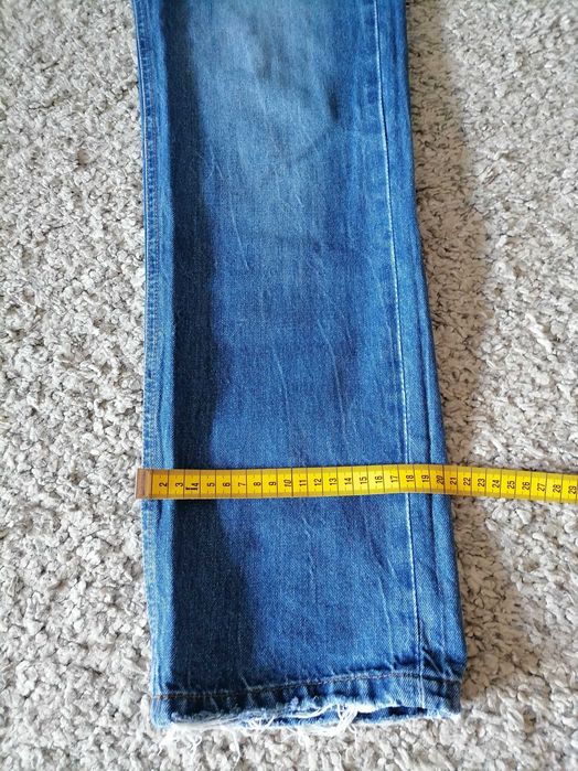 Spodnie jeansy Reserved rozm. 33, Regular Fit