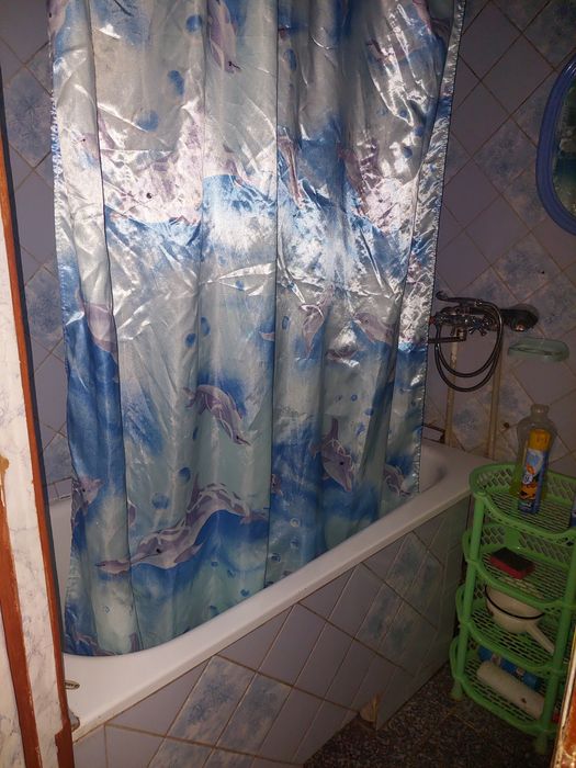 Продаю 1 кк центр свою