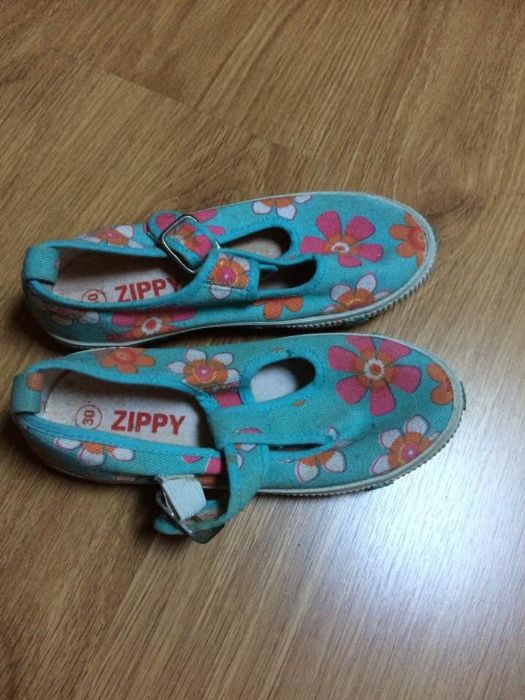 Sapatos novos sapatosGeox /tenis menina nike novos nº30