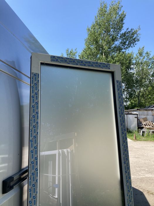 Okno pcv z szybąmatową