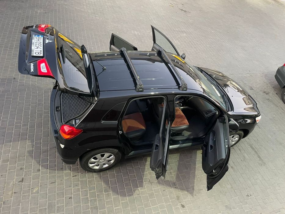 Mitsubishi ASX  2011 року