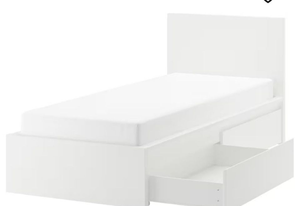 Cama + colchão Ikea / cama Malm + colchão Sultan
