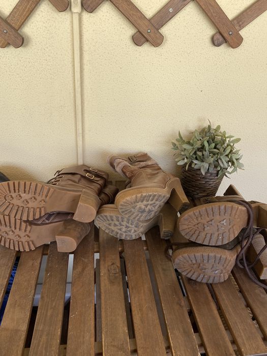 Botins vários em pele, 39