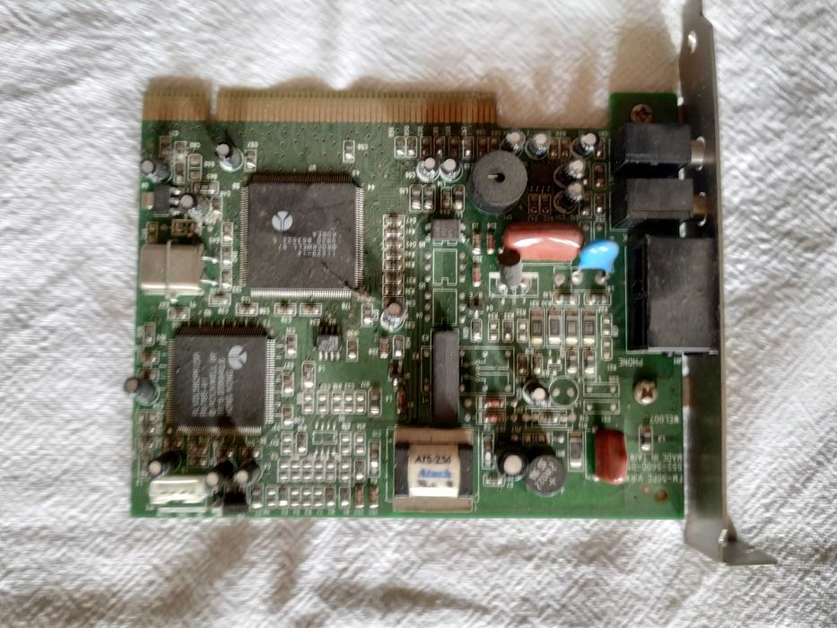 Modemy PCI  56K zoltrix i acorp