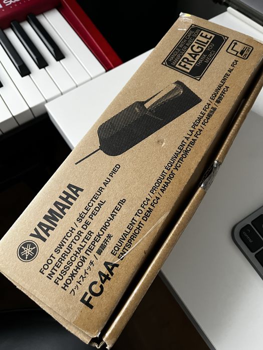 Yamaha FC4 - pedał sustain