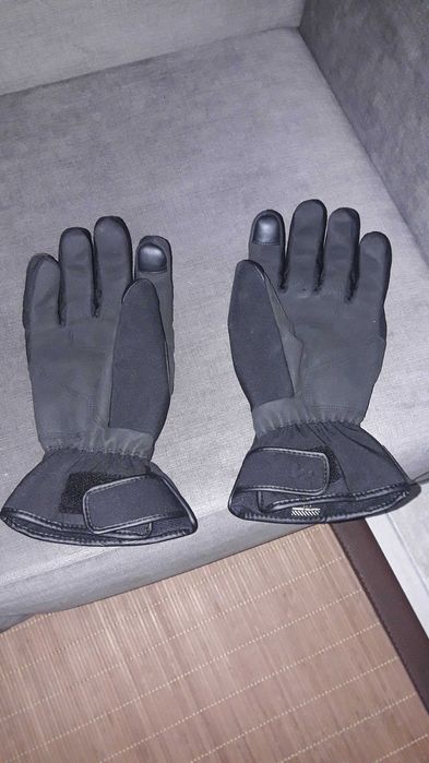 Luvas para andar de mota