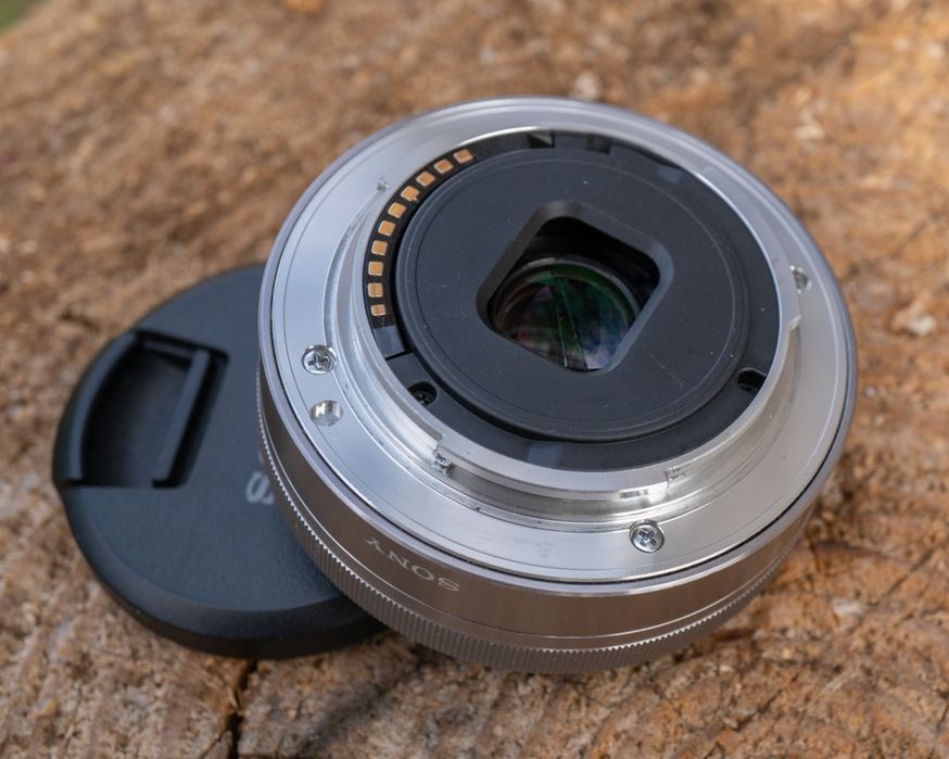 Об'єктив Sony E 16 mm 2.8 sel16f28