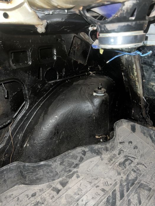 Опель кадет 1,6  моноинжекто