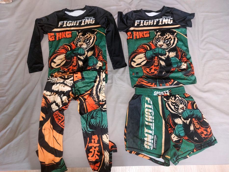 Продам дитячий тренувальний комплект 4 в 1