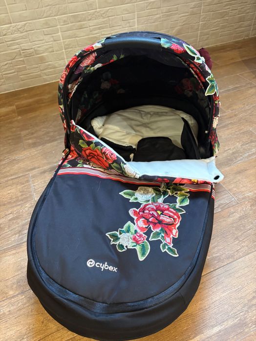 Cybex Priam 2.0 rose gold