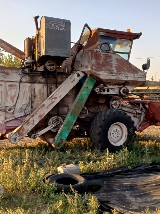 Комбайн колос СК 6