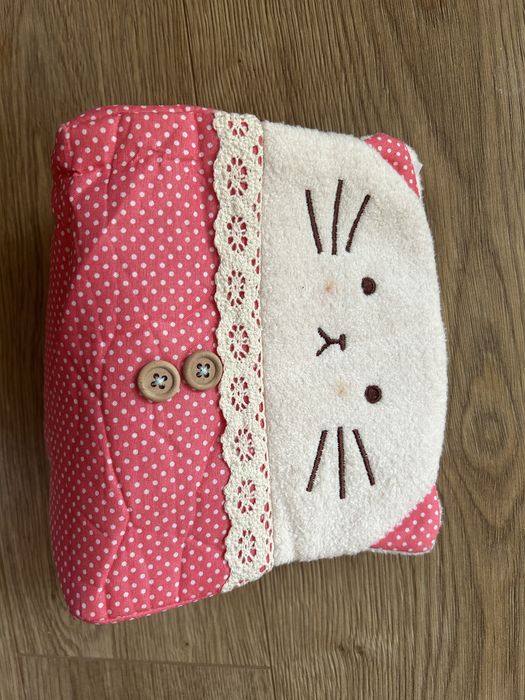 Opakowanie na wyciągane chusteczki higieniczne kotek